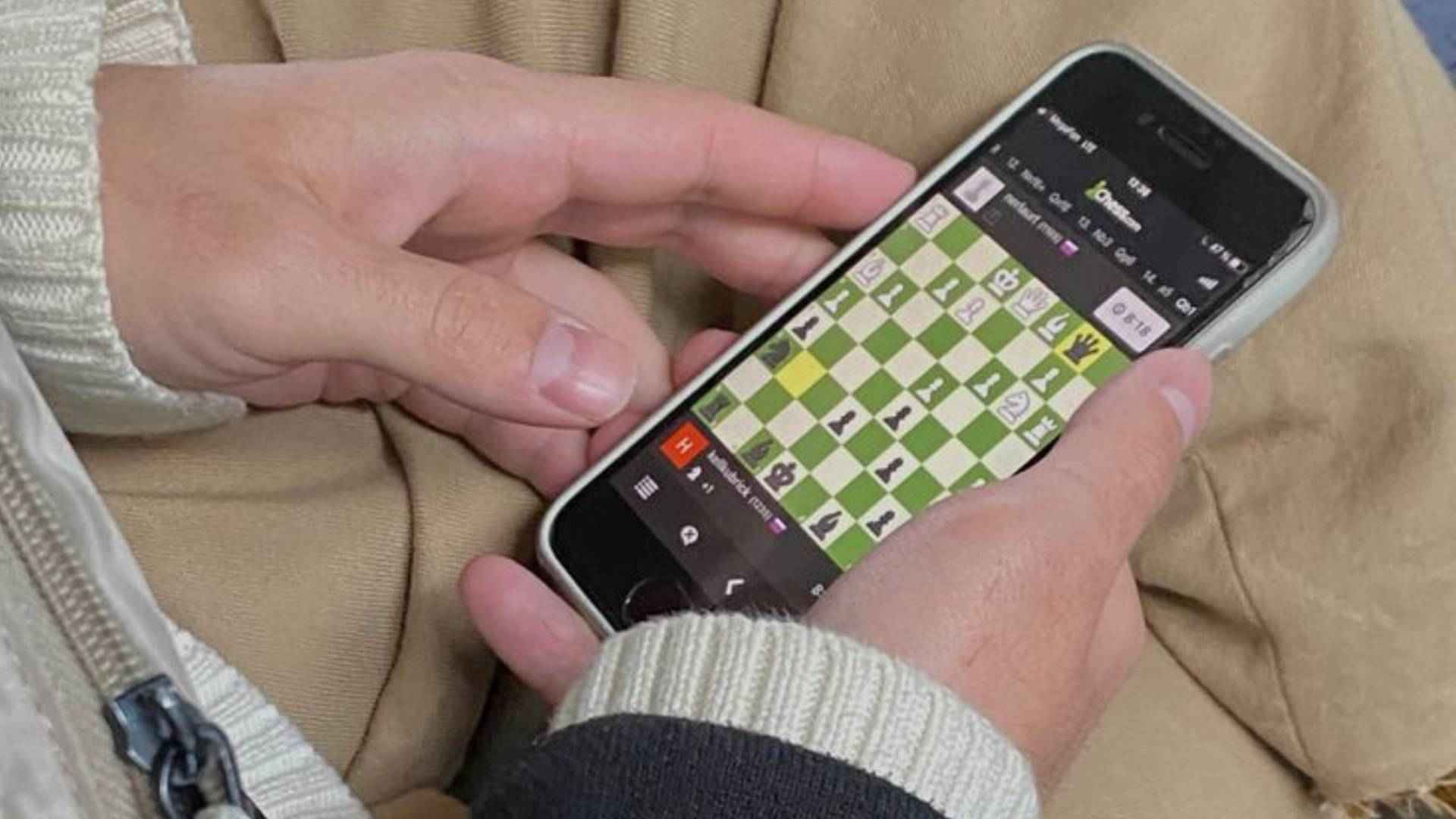 Best Mobile Games for Casual Online Sessions